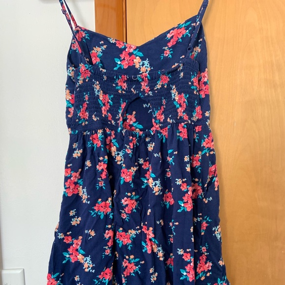 Blue dress with straps - Picture 2 of 2